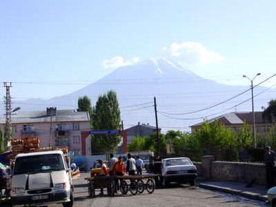 Inthedistance:AraratrisesinthedistancebeyondaneighborhoodinDobi,wheremembersoftheTurkishMountaineeringFederationmettopreparefortheannual