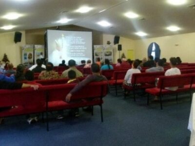 Mangere-meetings